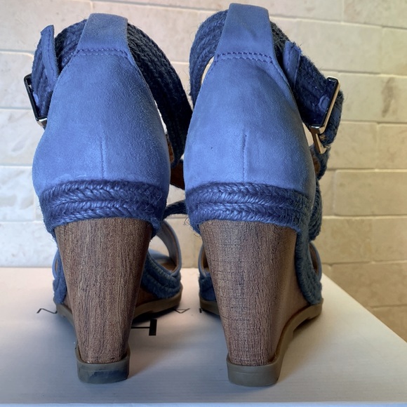 *SALE* NIB Halston 7.5 wedge heels - Picture 5 of 10